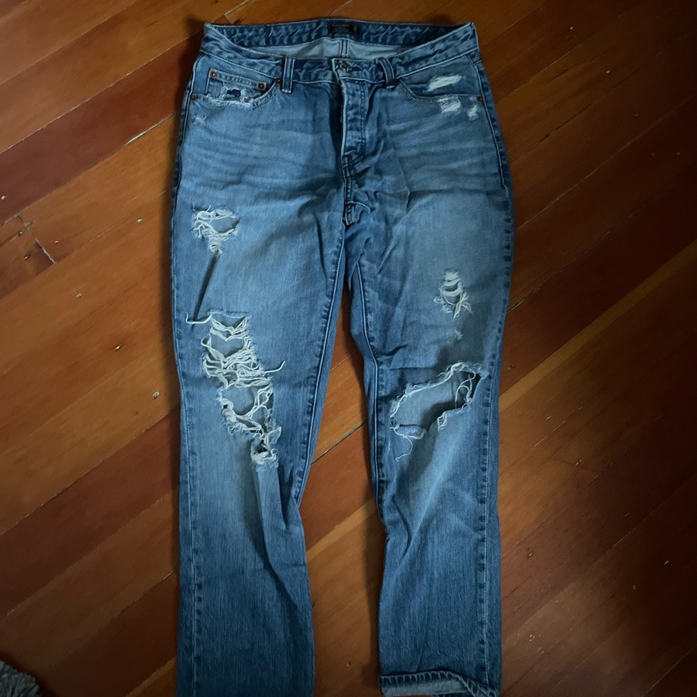 Abercrombie low rise boyfriend